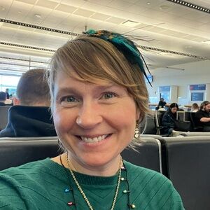 Meet your Posher, Abbey